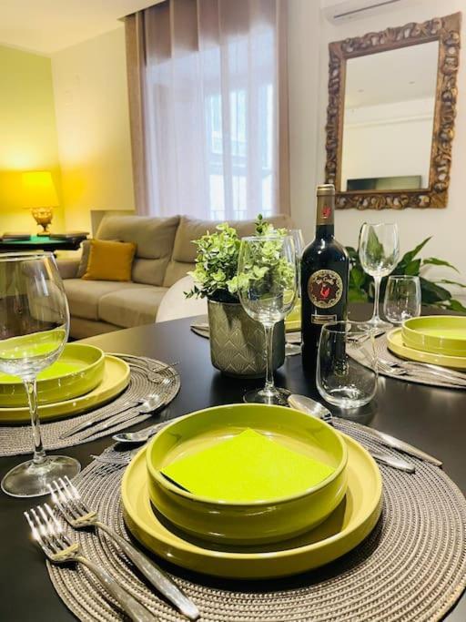 Re Gallo Luxury Apartment Plebiscito In Via Chiaia Неаполь Экстерьер фото